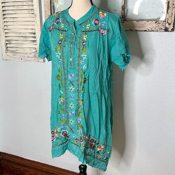 NWT Fun & Unique Swimsuite Coverup - Picture 2 of 11